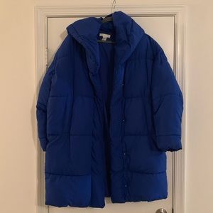 Oversized puffer coat with hood